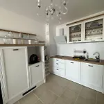 Apartamento 2 Bedroom With 2 Balconies And Sea Views