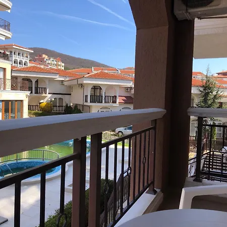 Апартаменты 2 Bedroom With 2 Balconies And Sea Views Свети-Влас